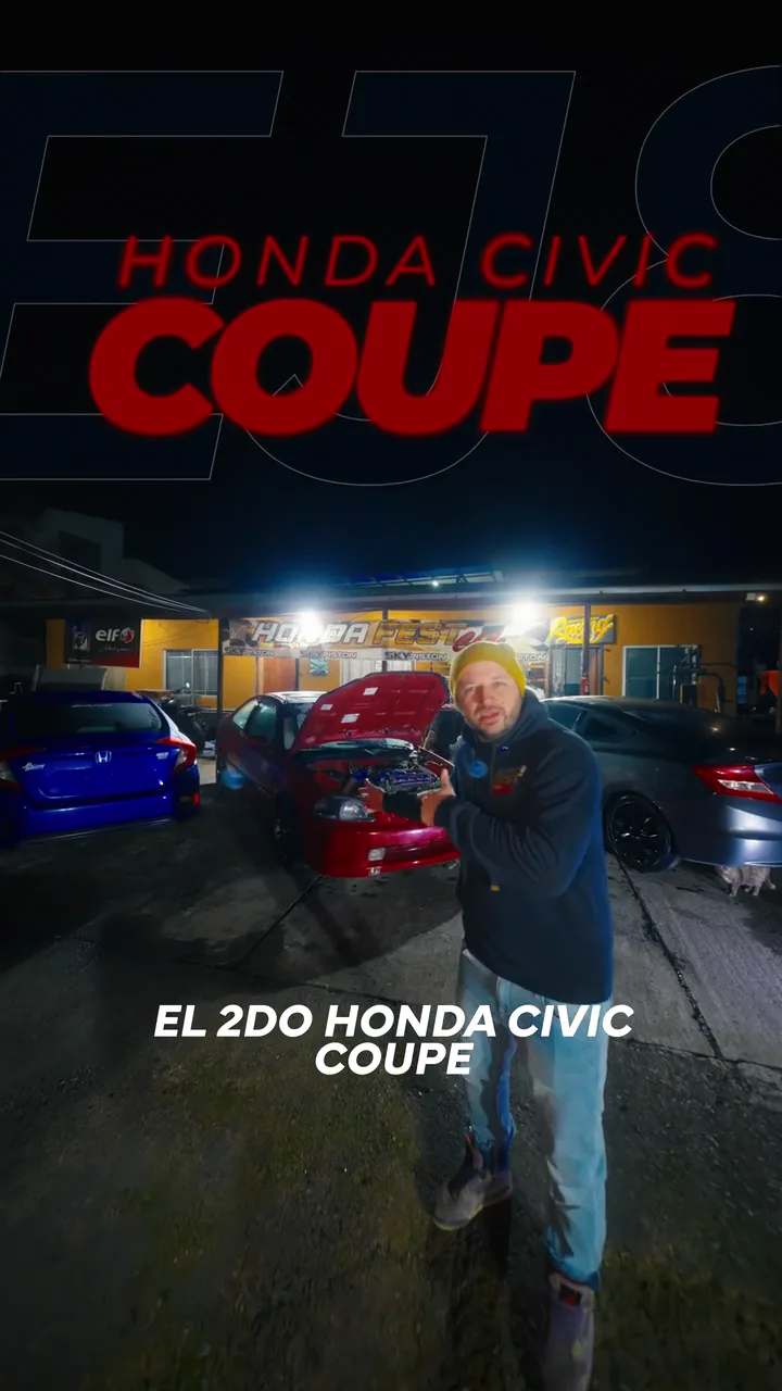 Fotograma del video promocional con el Honda Civic rojo
